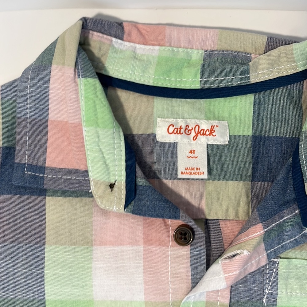 Cat and Jack. Boys' Long Sleeve Plaid Button-Down Shirt 4T - Picture 2 of 5
